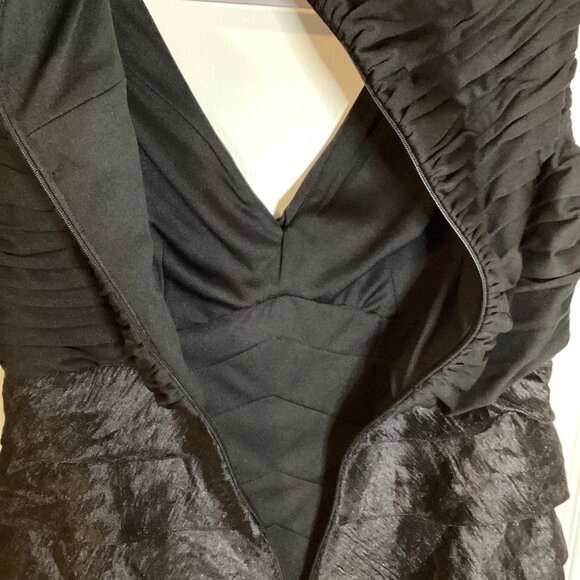 Adrianna Papell Women's Black Tiered Ruffled Sleeveless Dress Evening Wear - Picture 7 of 9